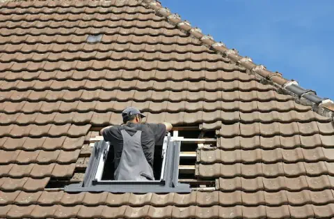 Pose de velux - Saint-Sauveur-Camprieu